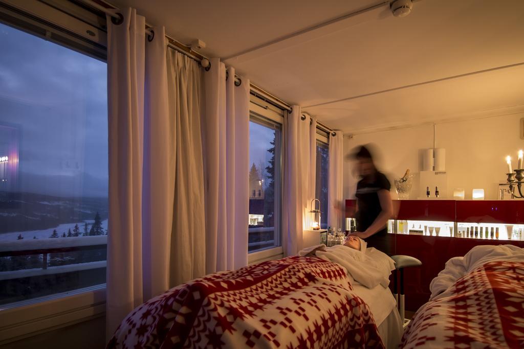Hotell Fjallgarden Ski-In Ski-Out オーレ エクステリア 写真
